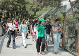 Əlilliyi olan uşaqların Bakı Zooloji Parkına ekskursiyası təşkil edilib